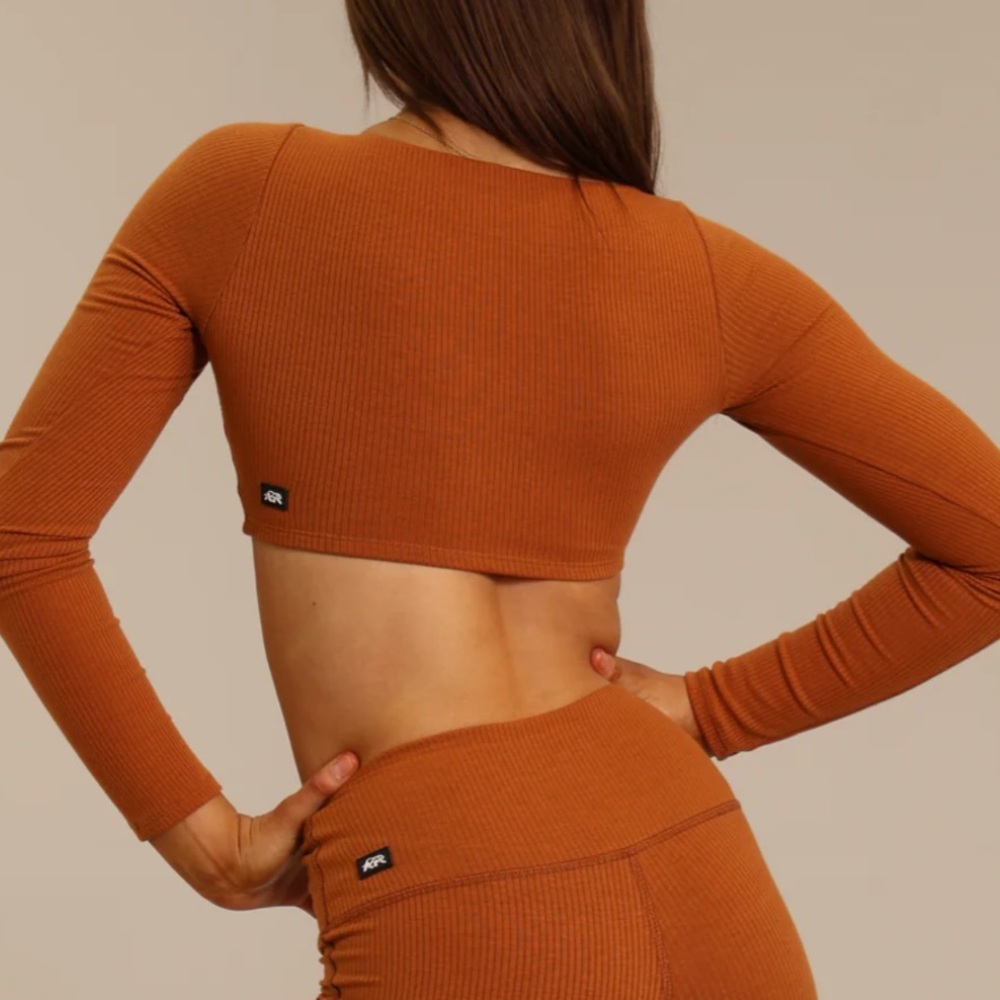 Tiger Friday Honest long sleeve crop top copper color, size CXL - Picture 5 of 5